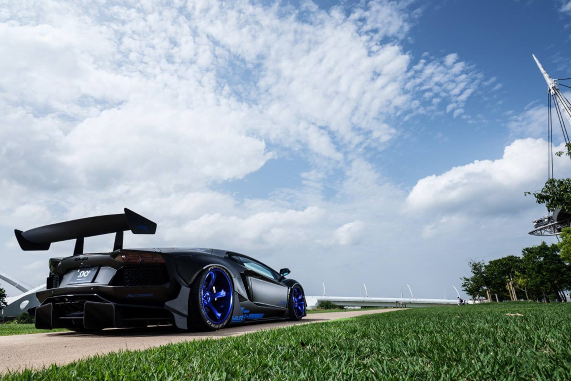 Large Wing Spoiler on Black Matte Lamborghini Aventador - Photo by Forgiato