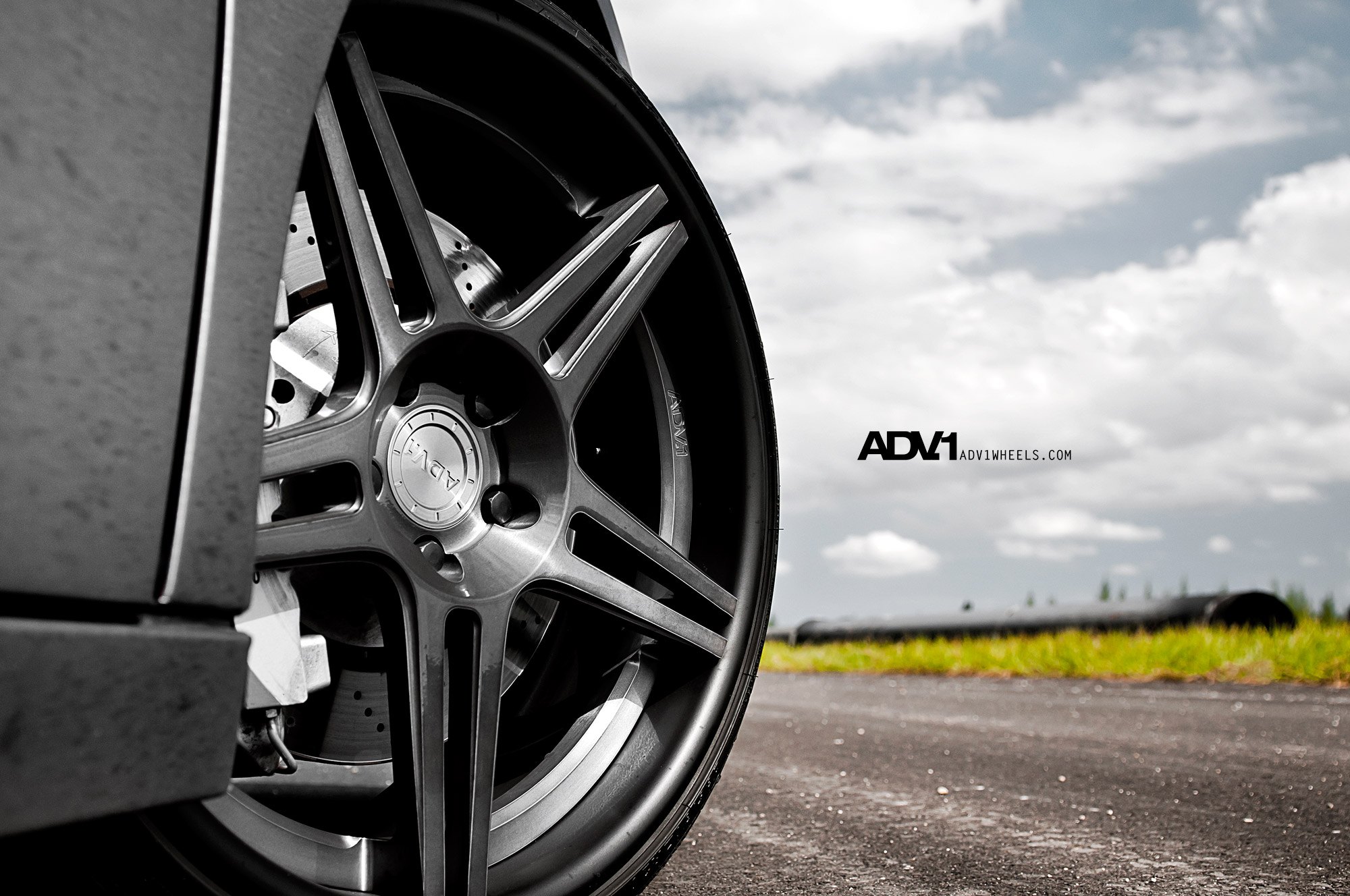 Custom ADV1 Wheels on Gray Lamborghini Gallardo - Photo by ADV.1