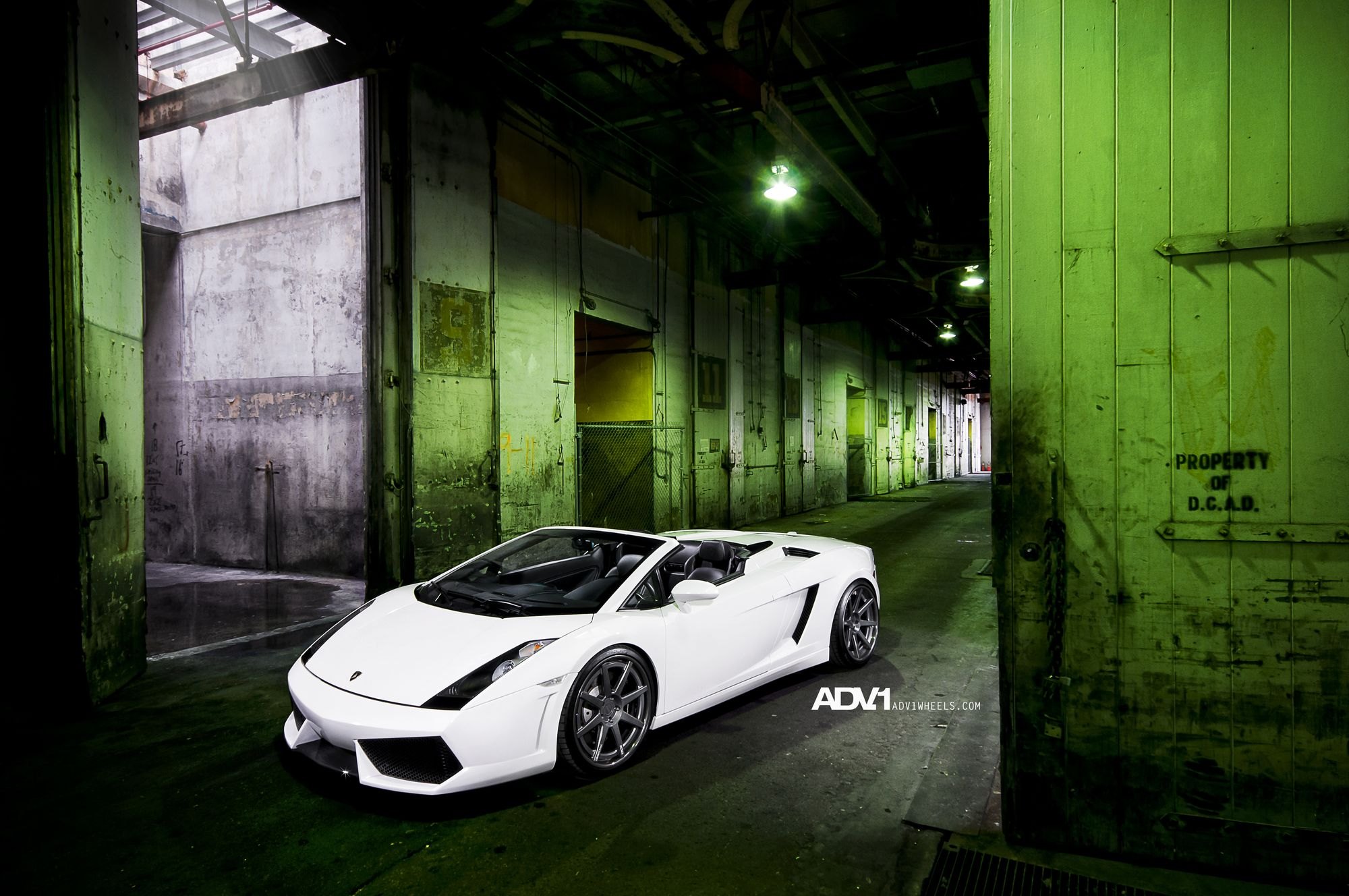 Custom Side Scoops on White Convertible Lamborghini Gallardo - Photo by ADV.1