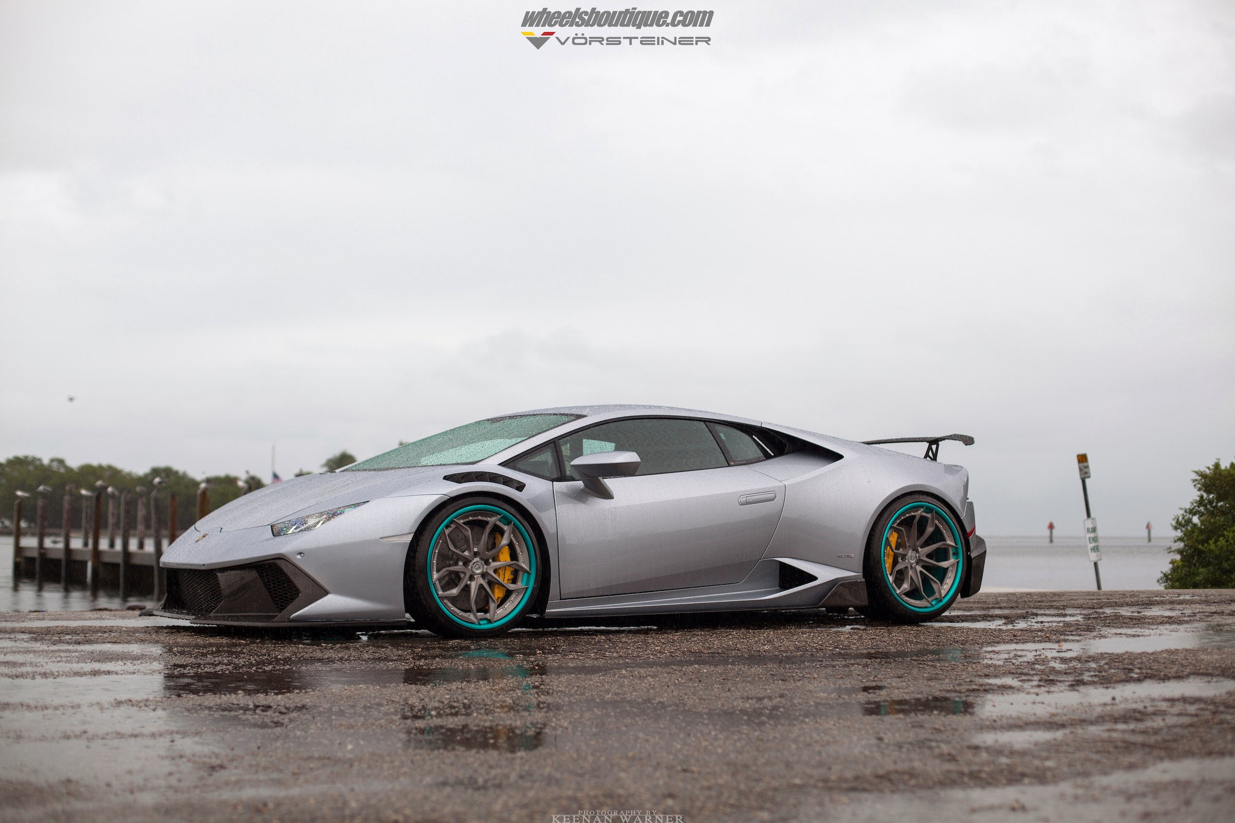 Gray Lamborghini Huracan with Aftermarket Front Bumper - Photo by Vorstiner