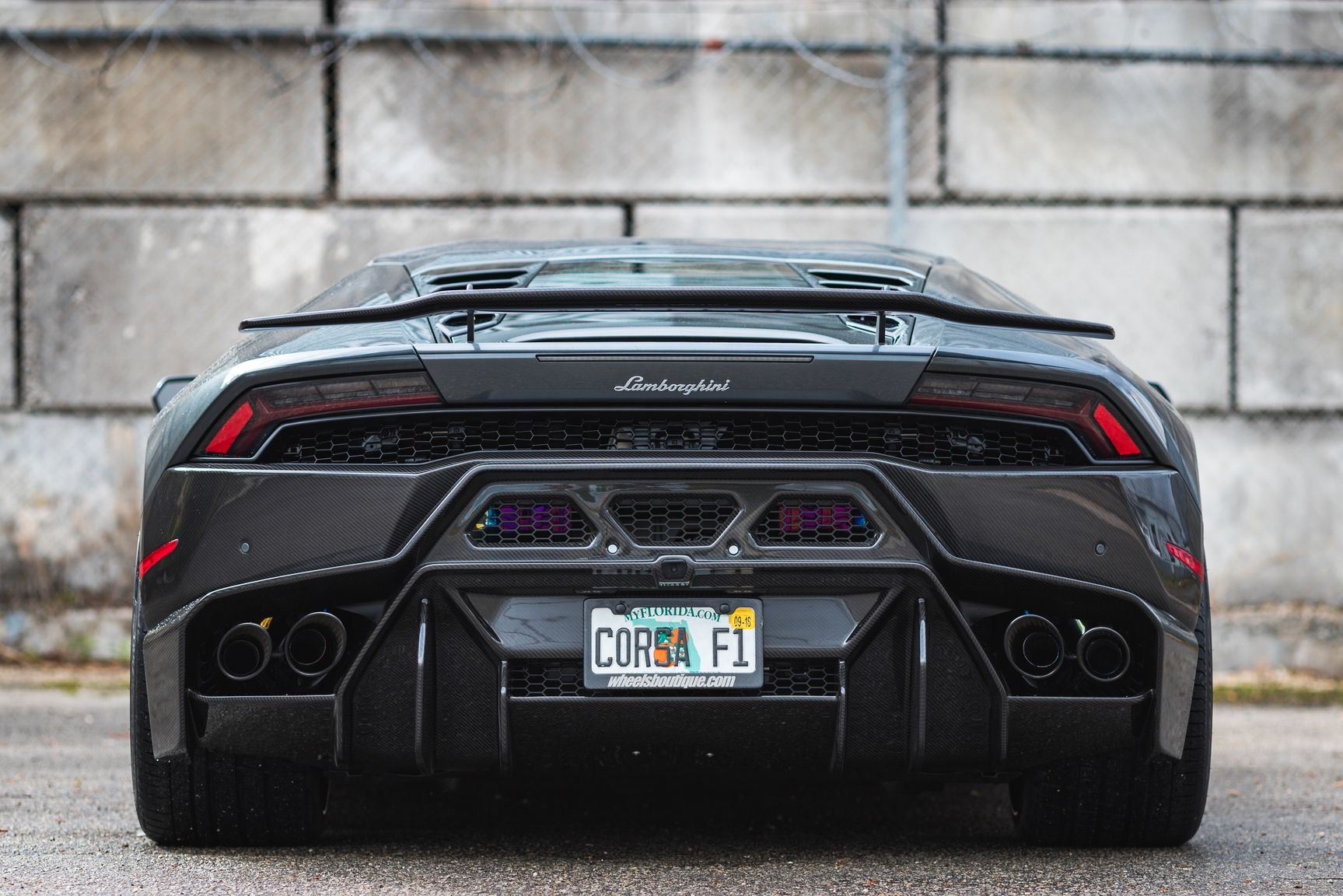 Gray Lamborghini Huracan with Carbon Fiber Rear Diffuser - Photo by Anrky Wheels
