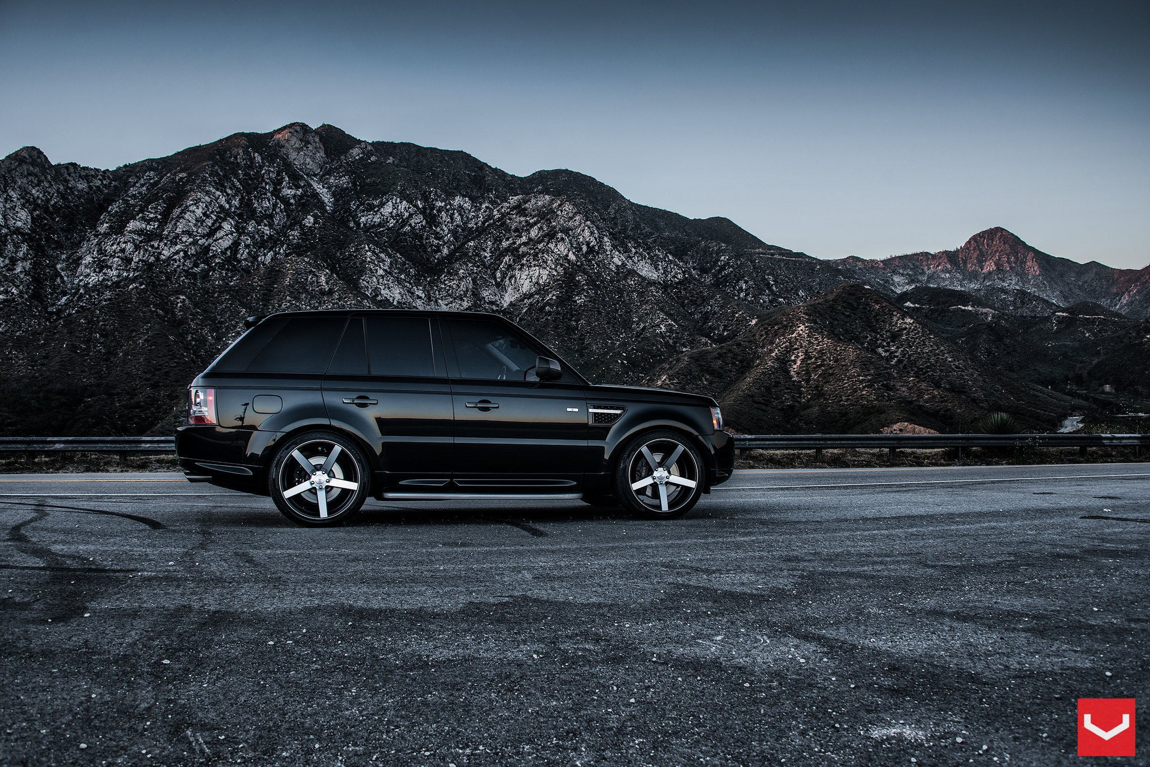Black Land Rover Sport with Bumper Air Ducts - Photo by Vossen