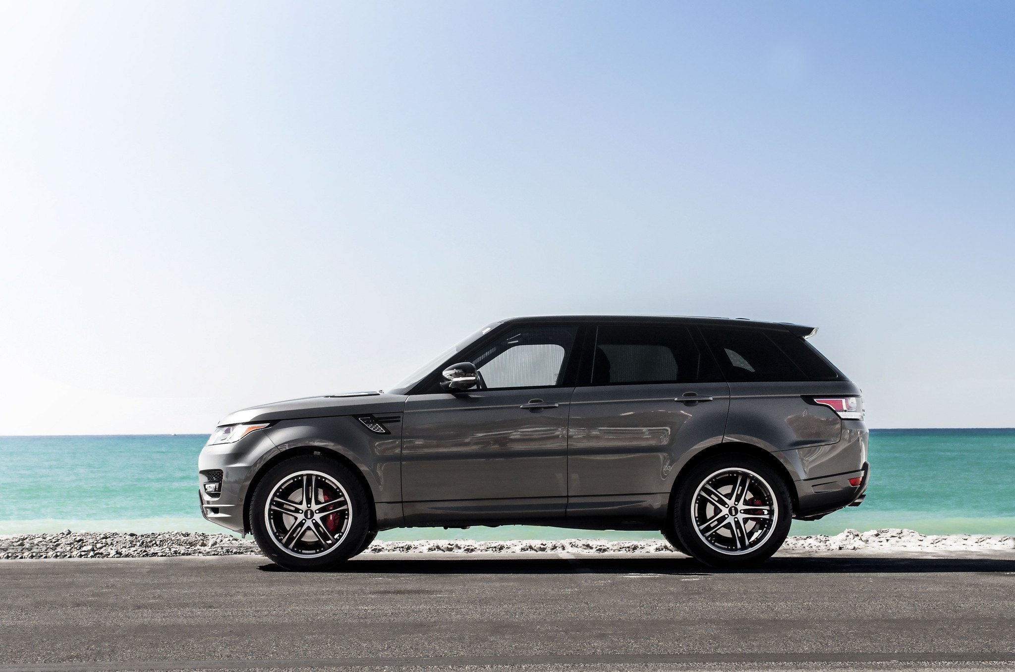 Custom Gray Range Rover Sport Side Skirts - Photo by Concept One