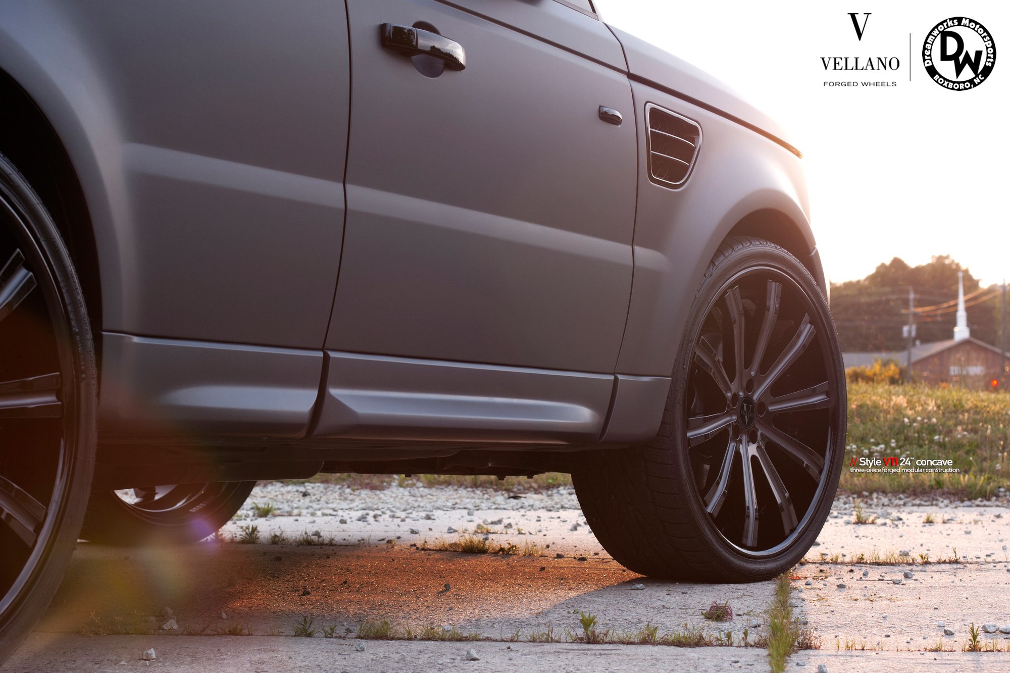 Gray Range Rover Sport with Black Vellano Rims - Photo by Vellano