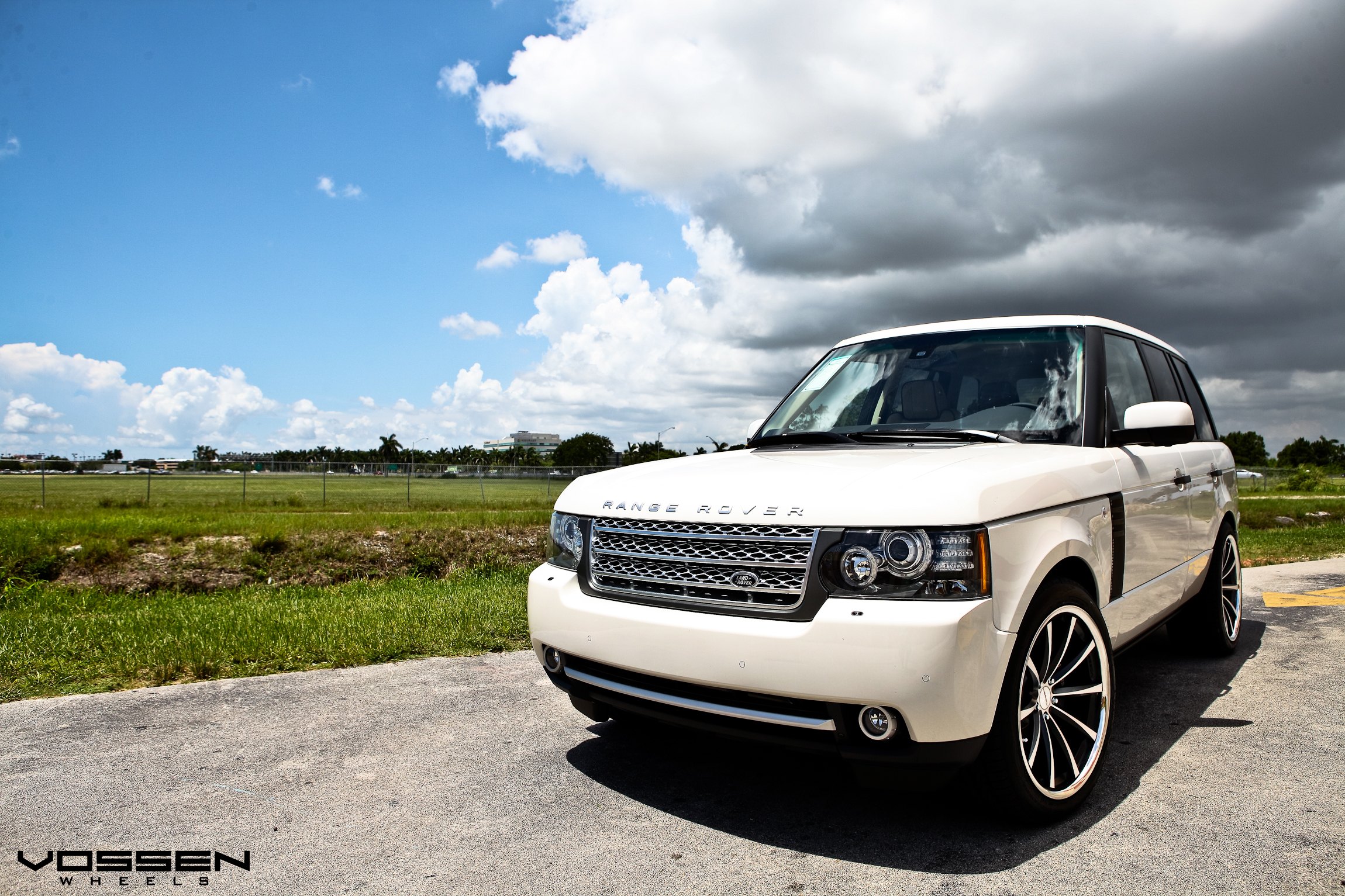 Front Bumper with Fog Lights on White Range Rover - Photo by Vossen