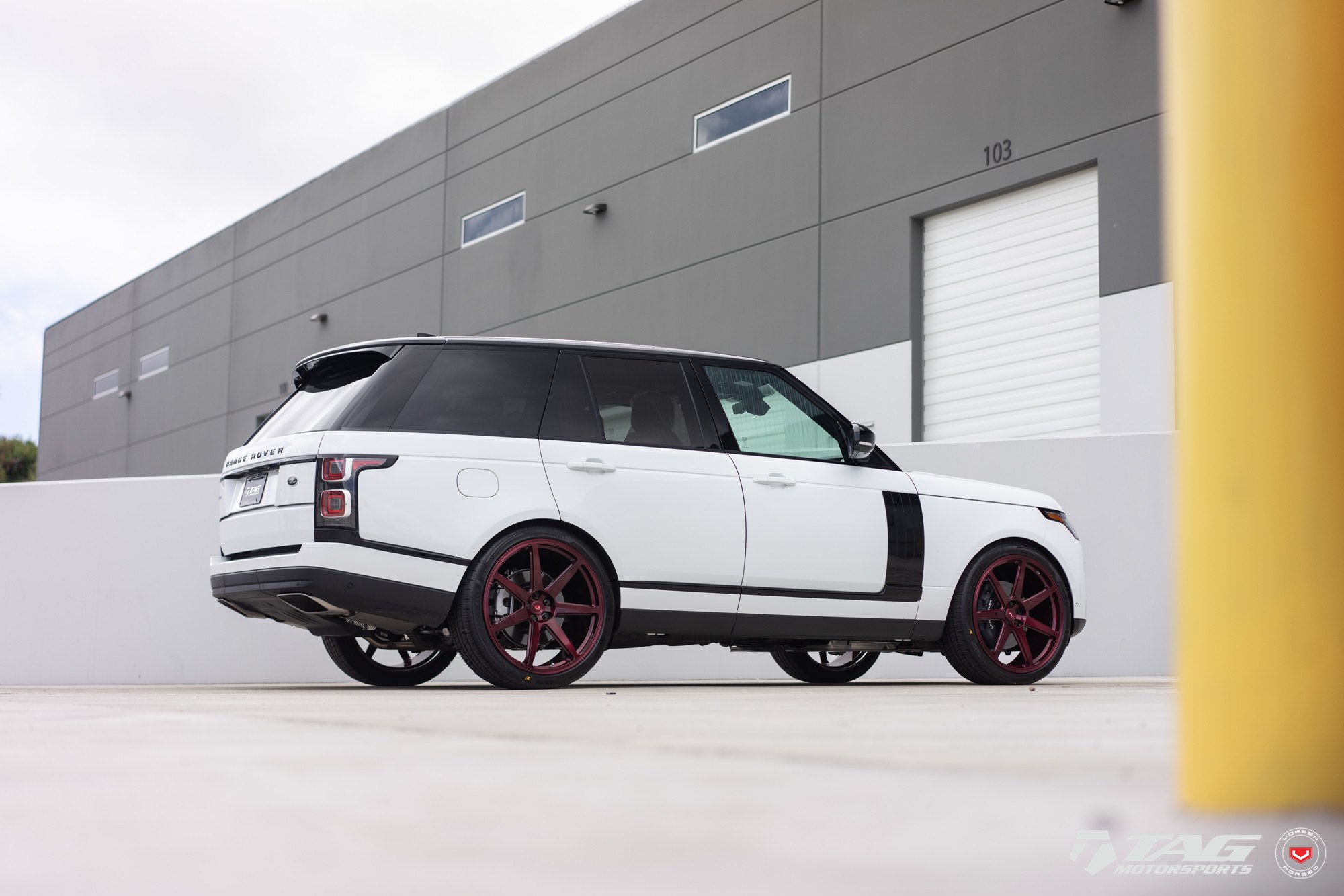White Range Rover with Custom Red LED Taillights - Photo by Vossen