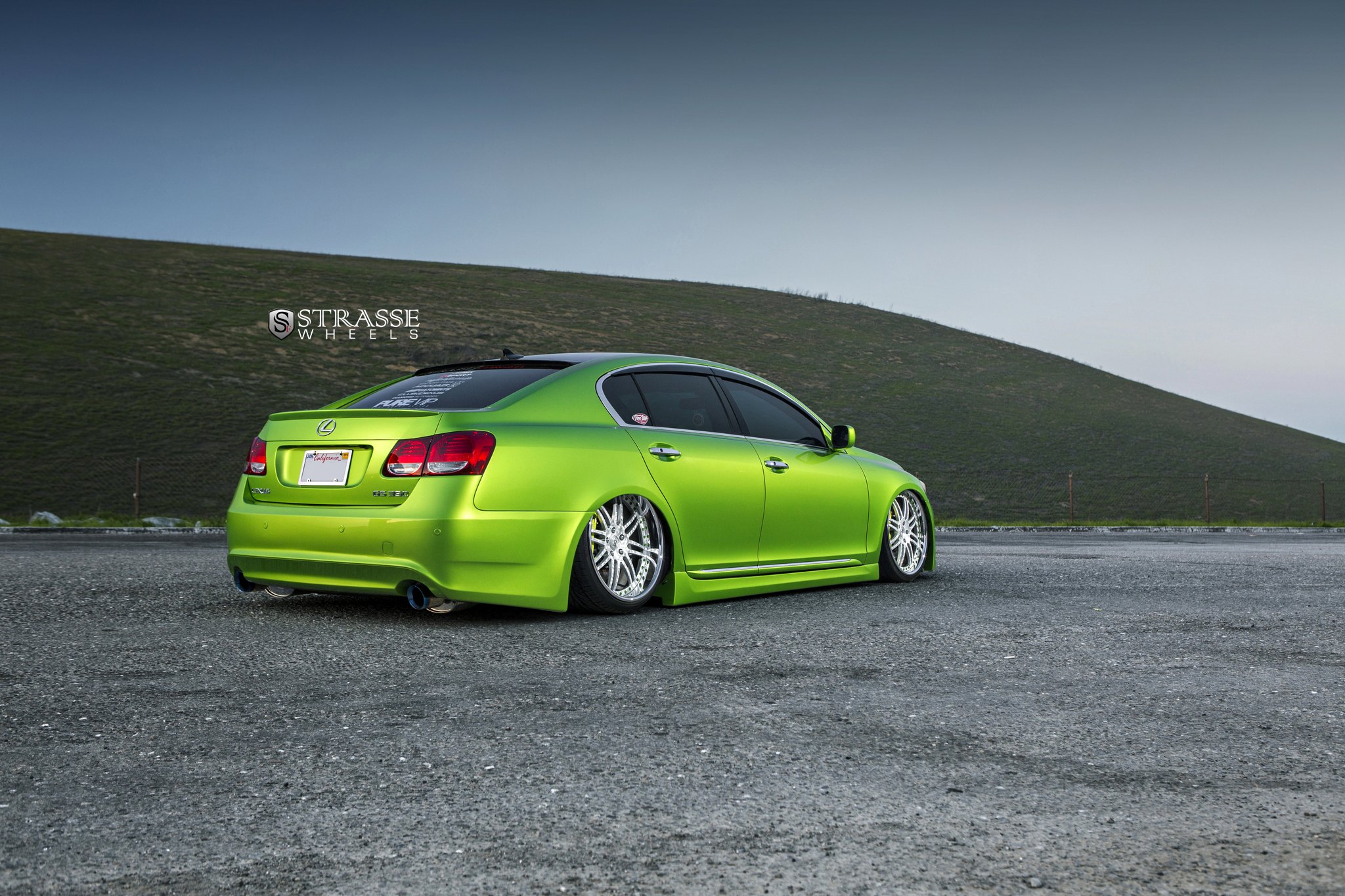 Green Lexus GS with Rear Lip Spoiler - Photo by Strasse Forged