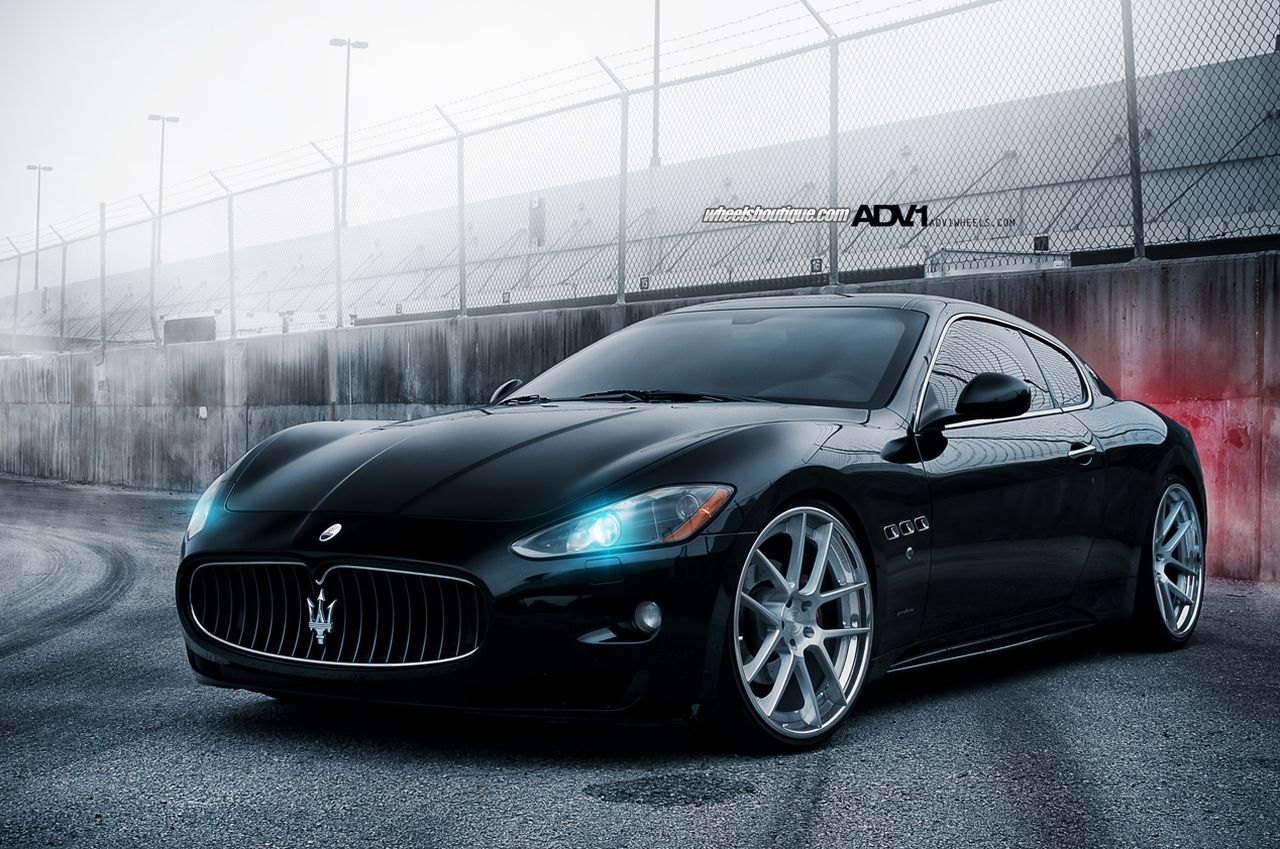 Custom Gloss Black Maserati Granturismo - Photo by ADV.1