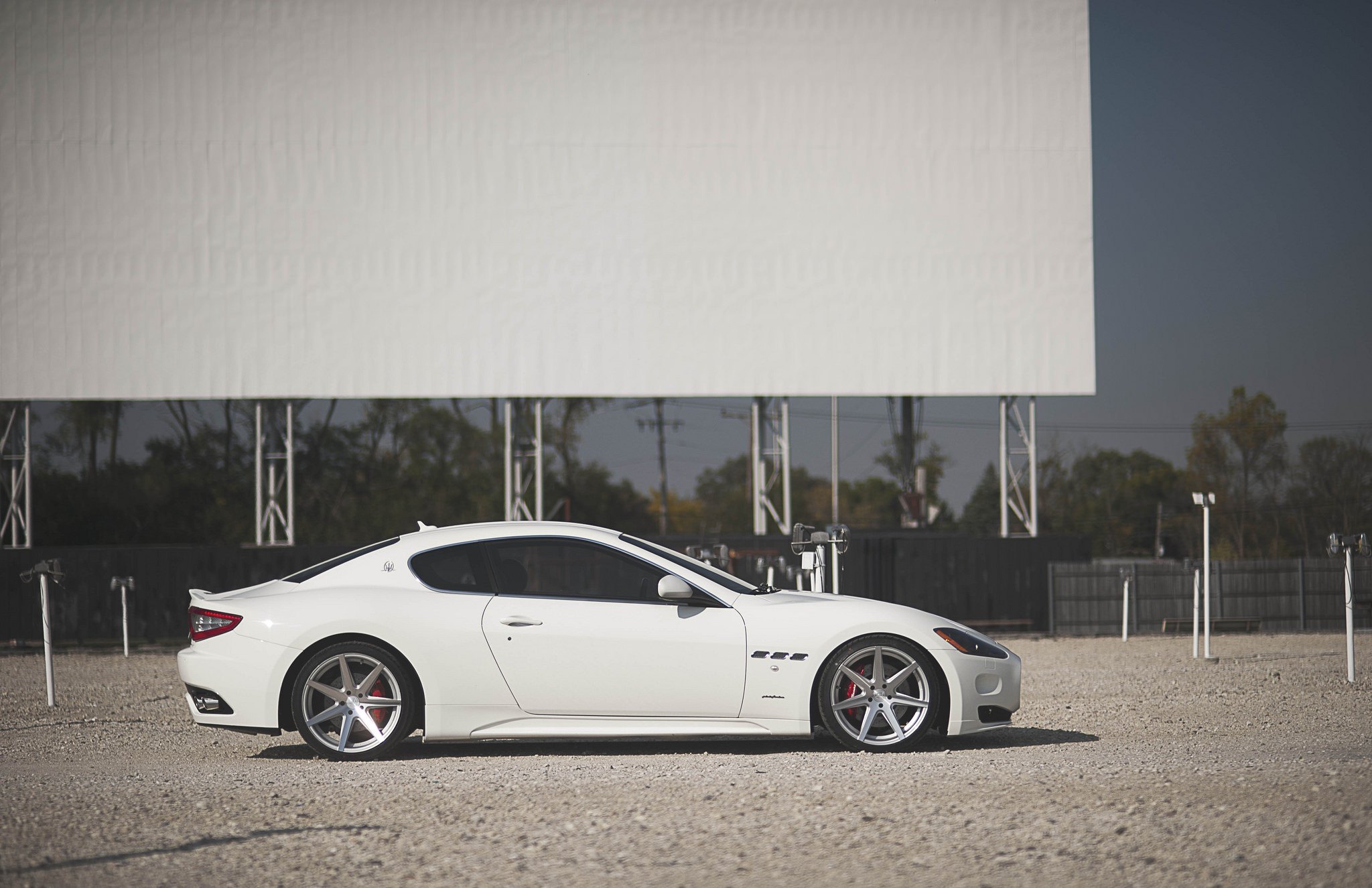Custom White Maserati Granturismo Side Skirts - Photo by zandbox