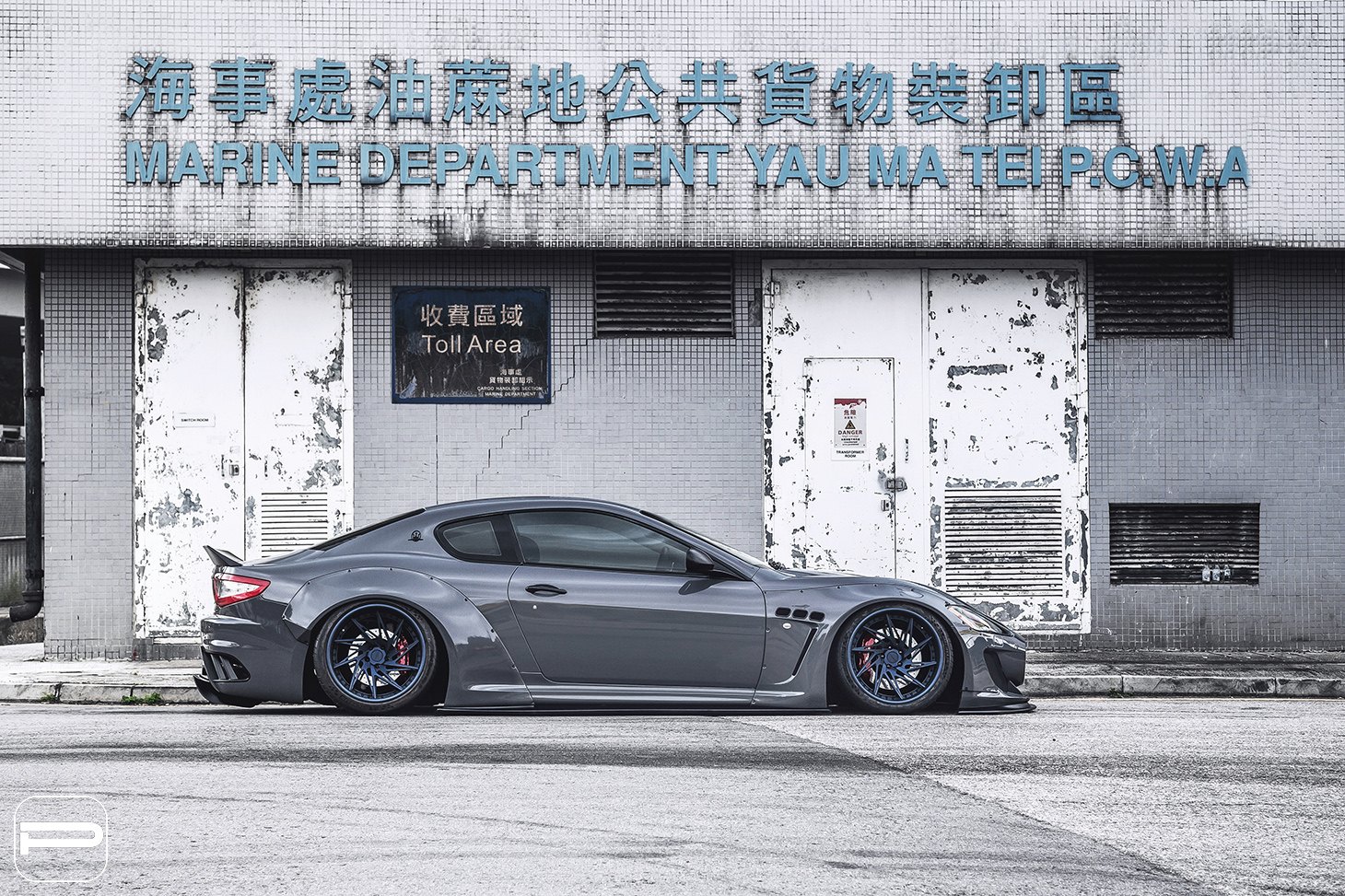 Gray Maserati Granturismo with Aftermarket Fender Flares - Photo by PUR Wheels