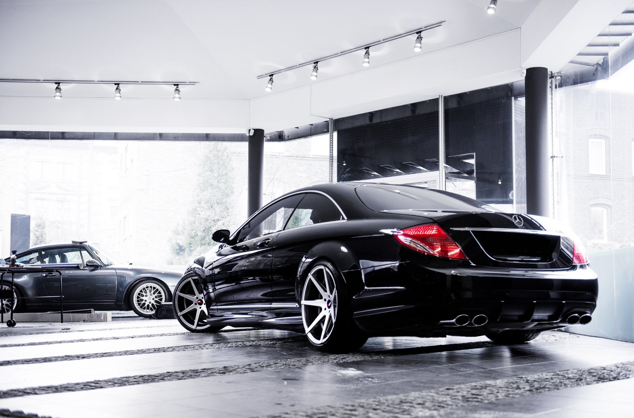 Aftermarket Rear Diffuser on Black Mercedes CL Class - Photo by JR Wheels