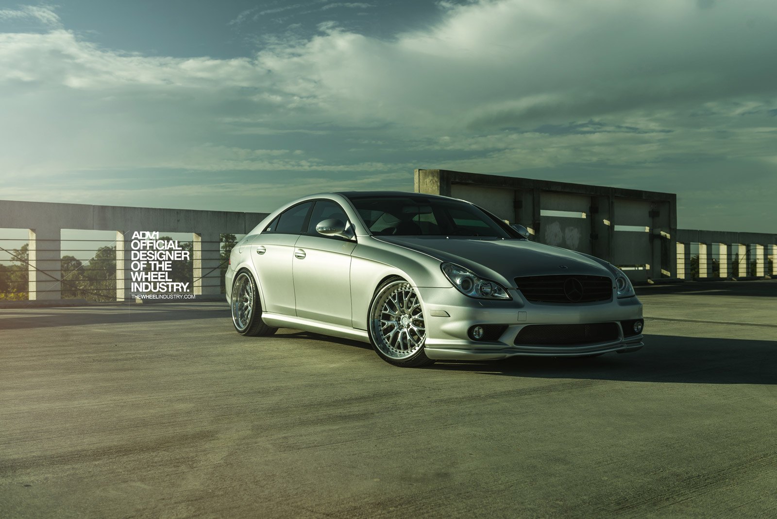 Pure Luxury - Lowered Mercedes CLS - Photo by ADV.1