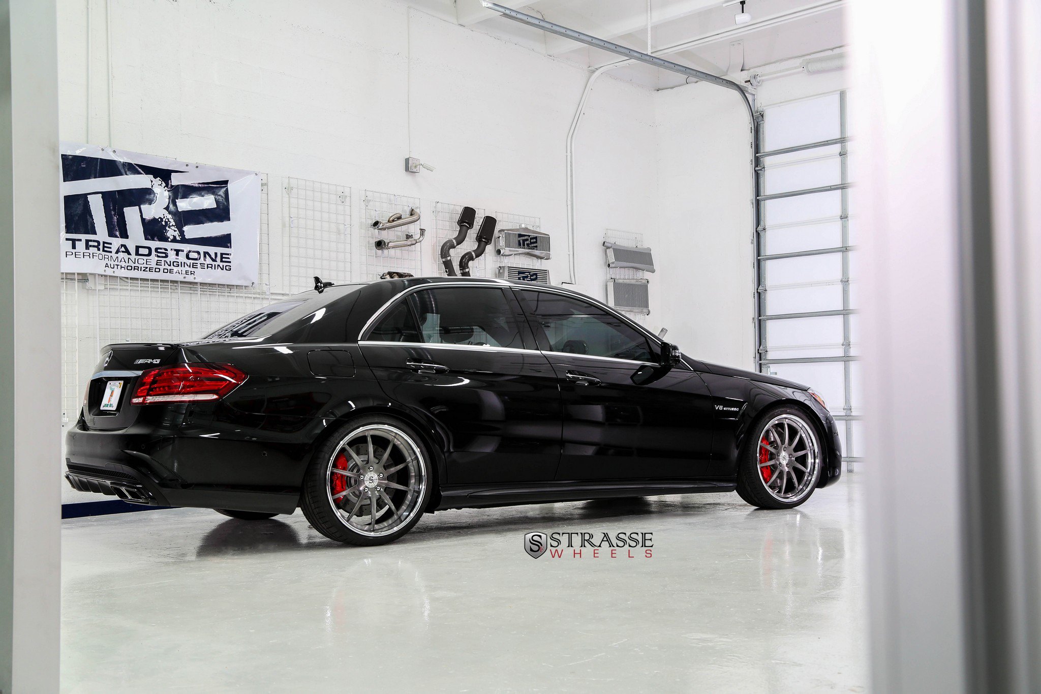 Black Mercedes E-Class with Red LED Taillights - Photo by Strasse Forged