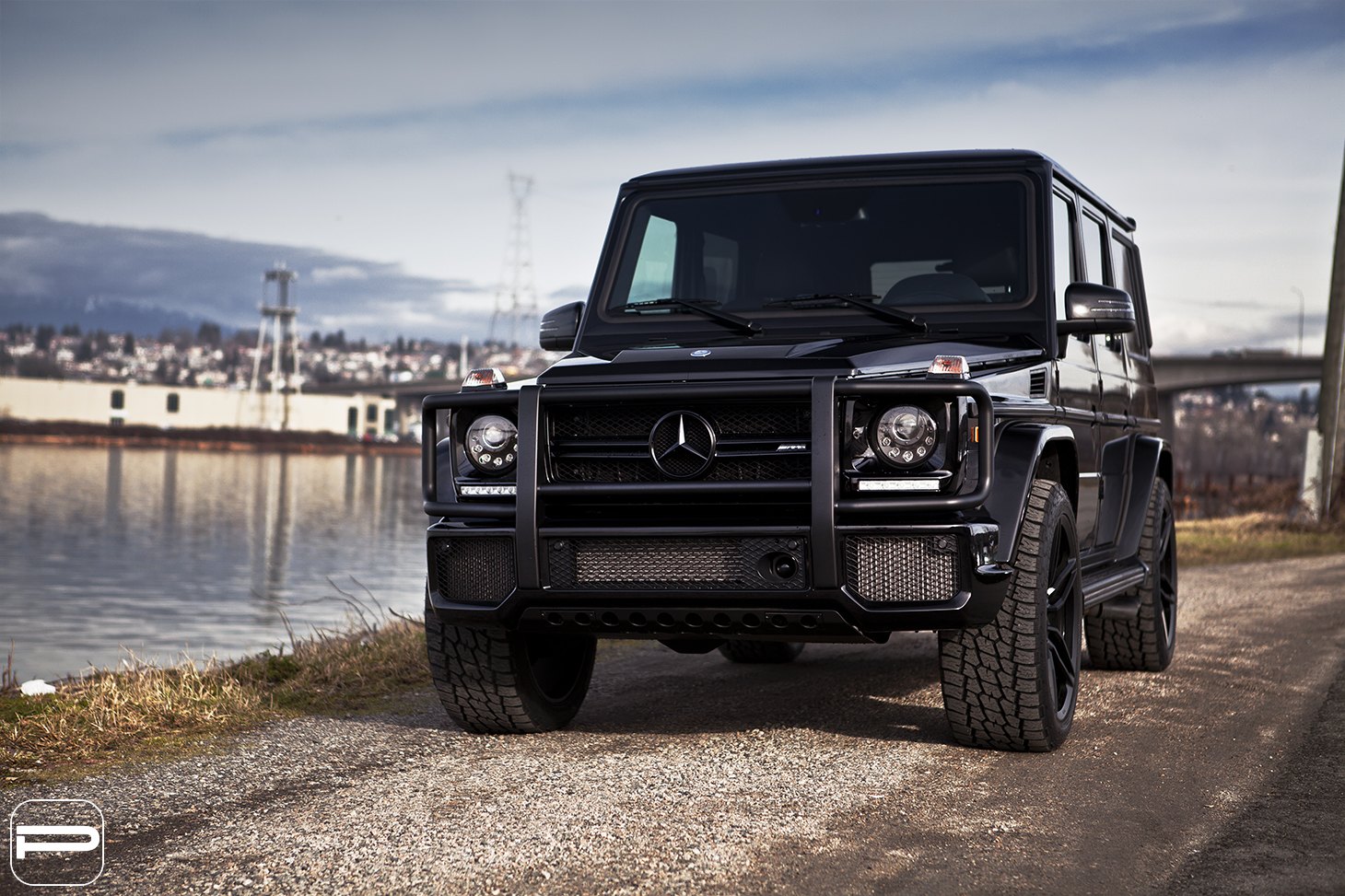 Black Mercedes G Class with Aftermarket Grille Guard - Photo by PUR Wheels