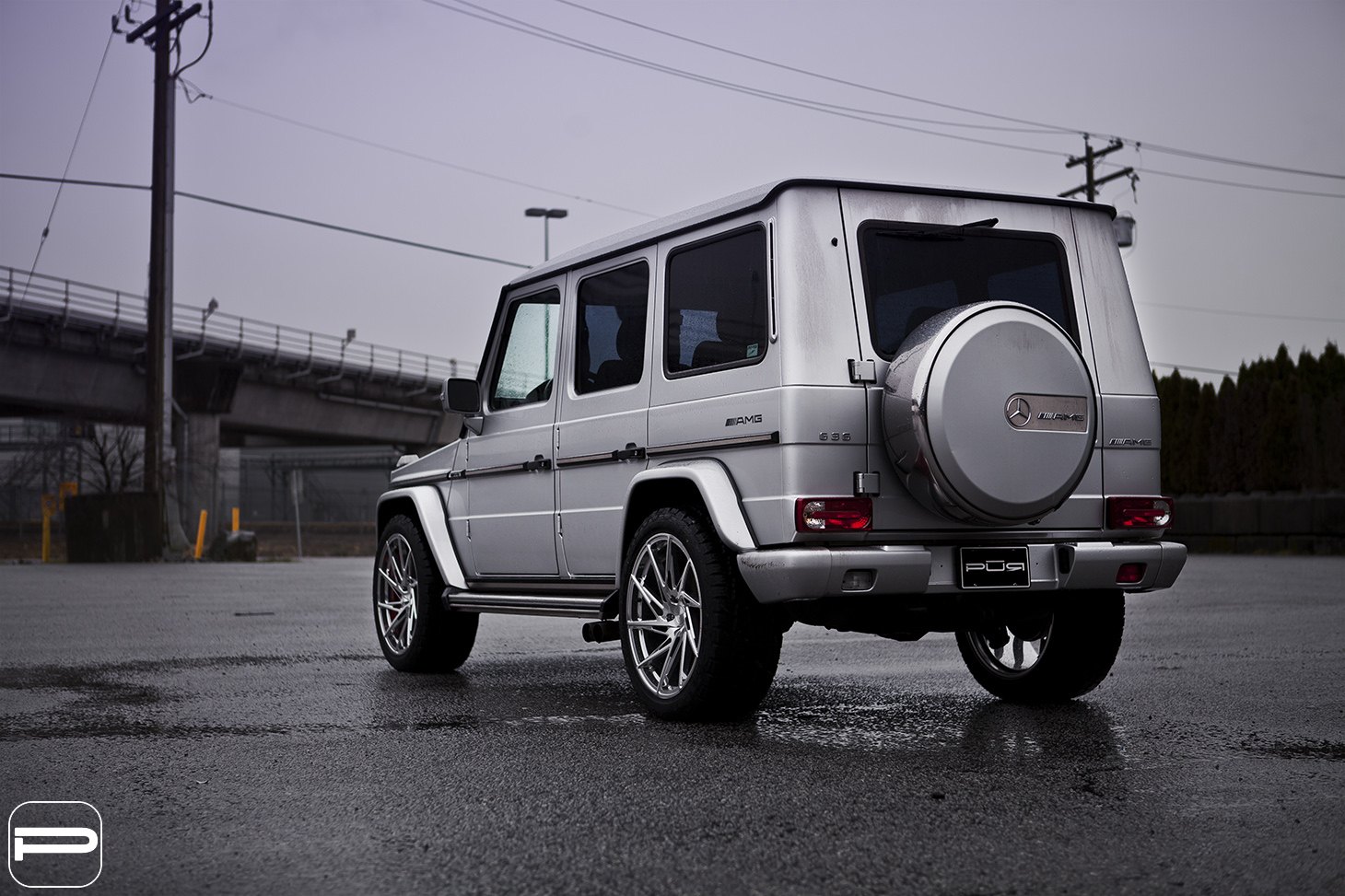 Aftermarket Red LED Taillights on Gray Mercedes G Class - Photo by PUR Wheels