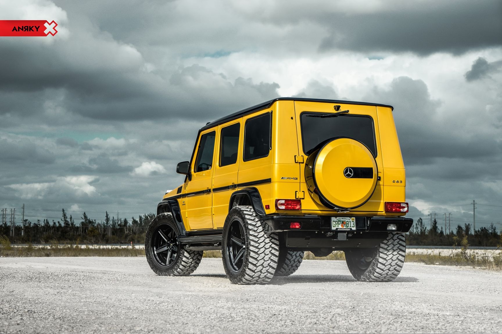 Custom Yellow Mercedes G Class Spare Tire Kit - Photo by Anrky Wheels