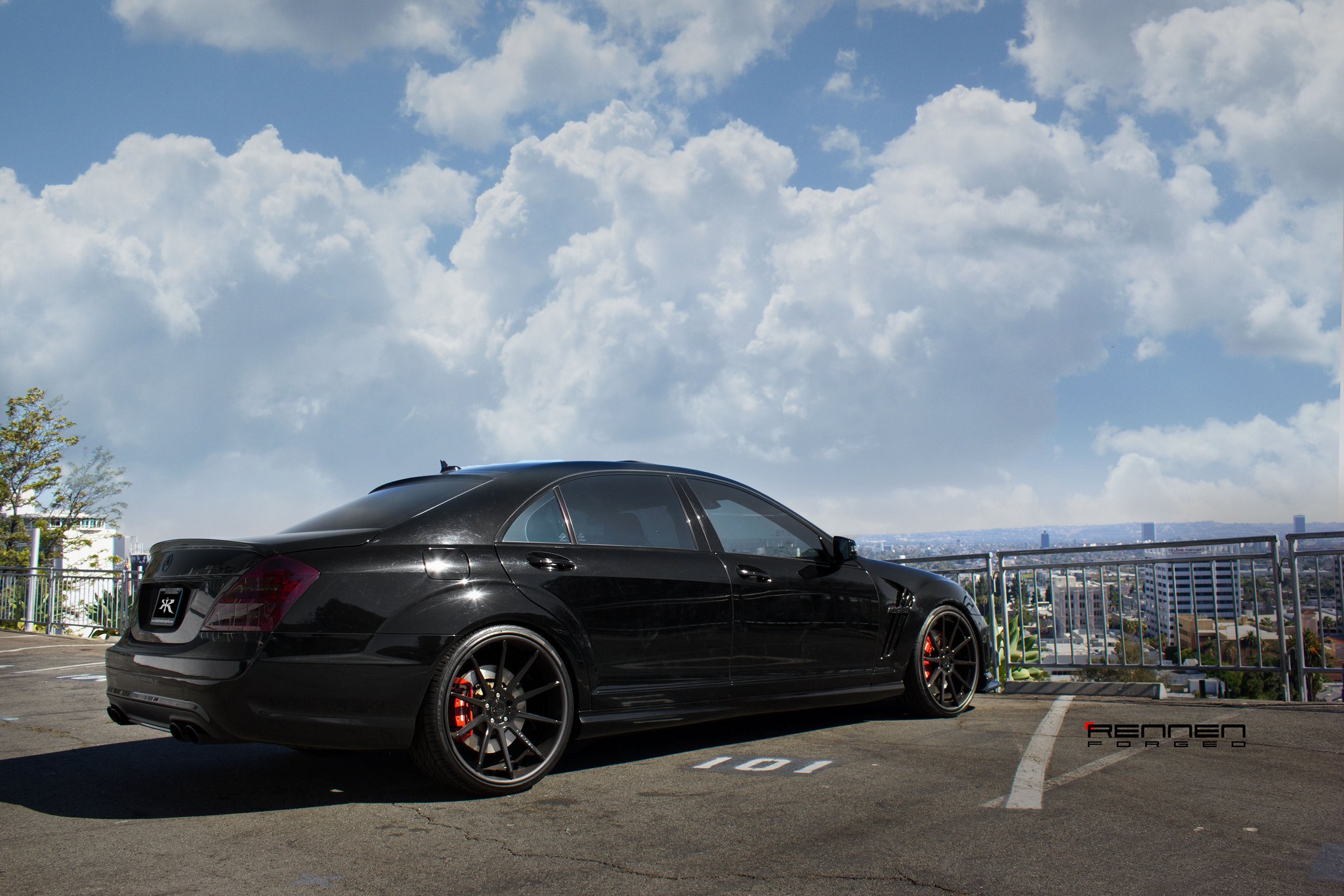 Red Smoke Taillights on Black Mercedes S Class - Photo by Rennen International