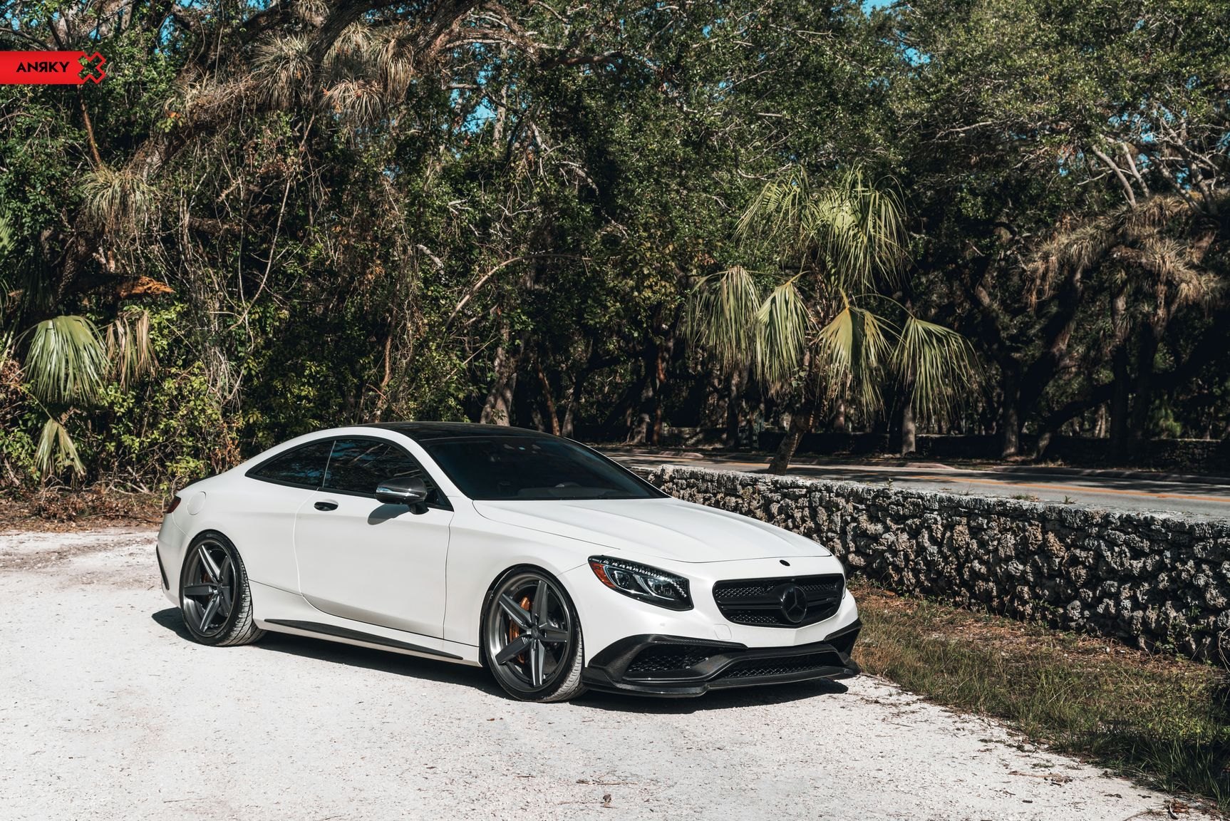 Gunmetal Anrky Wheels on White Mercedes S Class - Photo by Anrky Wheels
