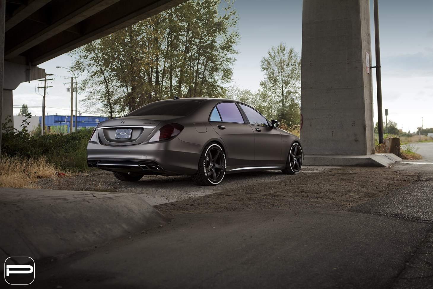 Red Smoke Taillights on Gray Matte Mercedes S Class - Photo by PUR Wheels