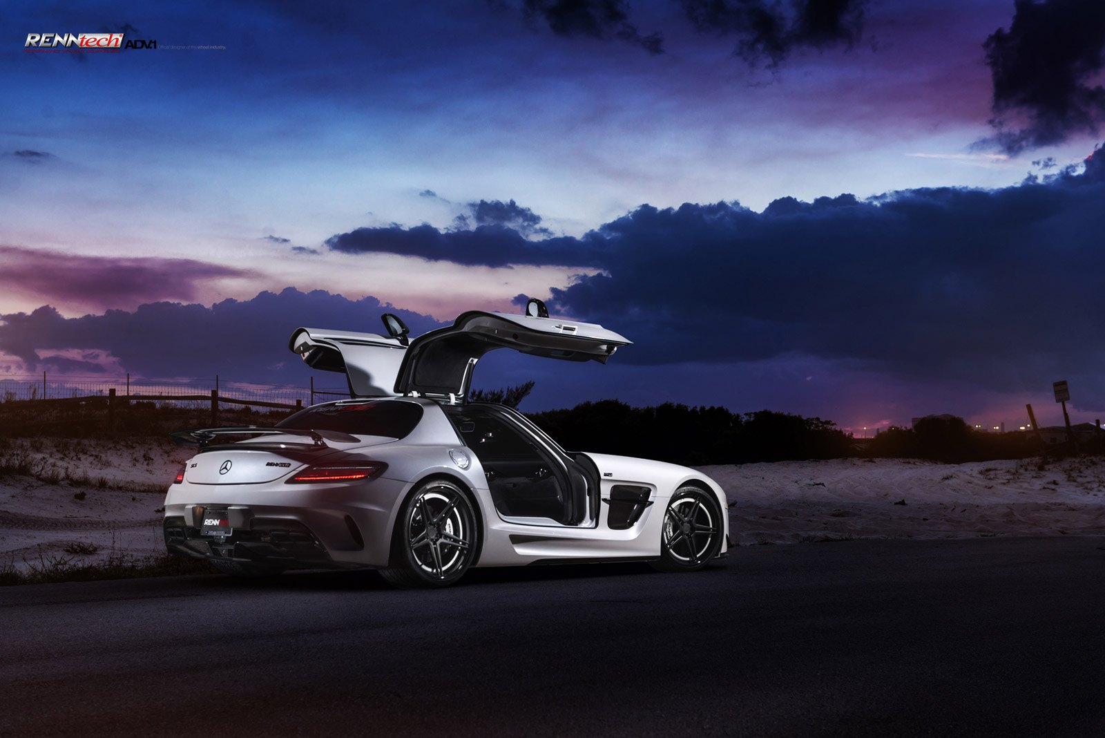 White Mercedes SLS with Custom Rear Diffuser - Photo by ADV.1
