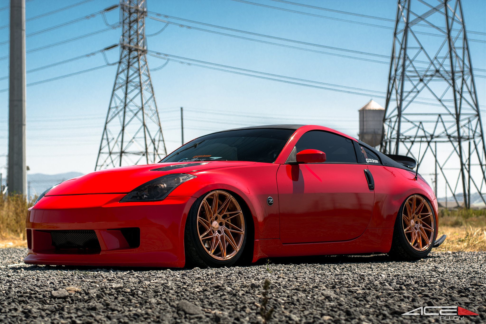 Air Lifted Nissan 350Z - Photo by ACE Alloy
