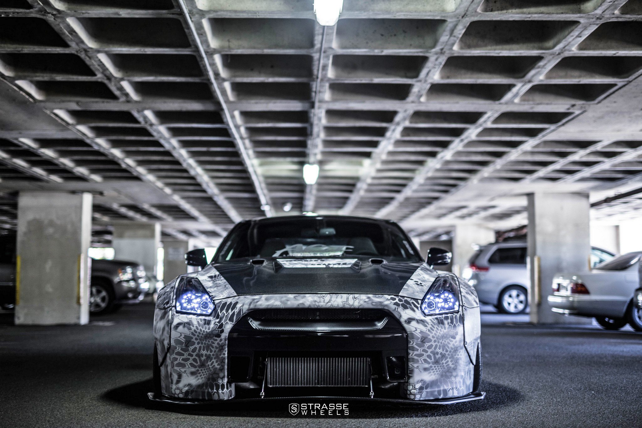 Aftermarket LED Headlights on Nissan GT-R - Photo by Strasse Forged