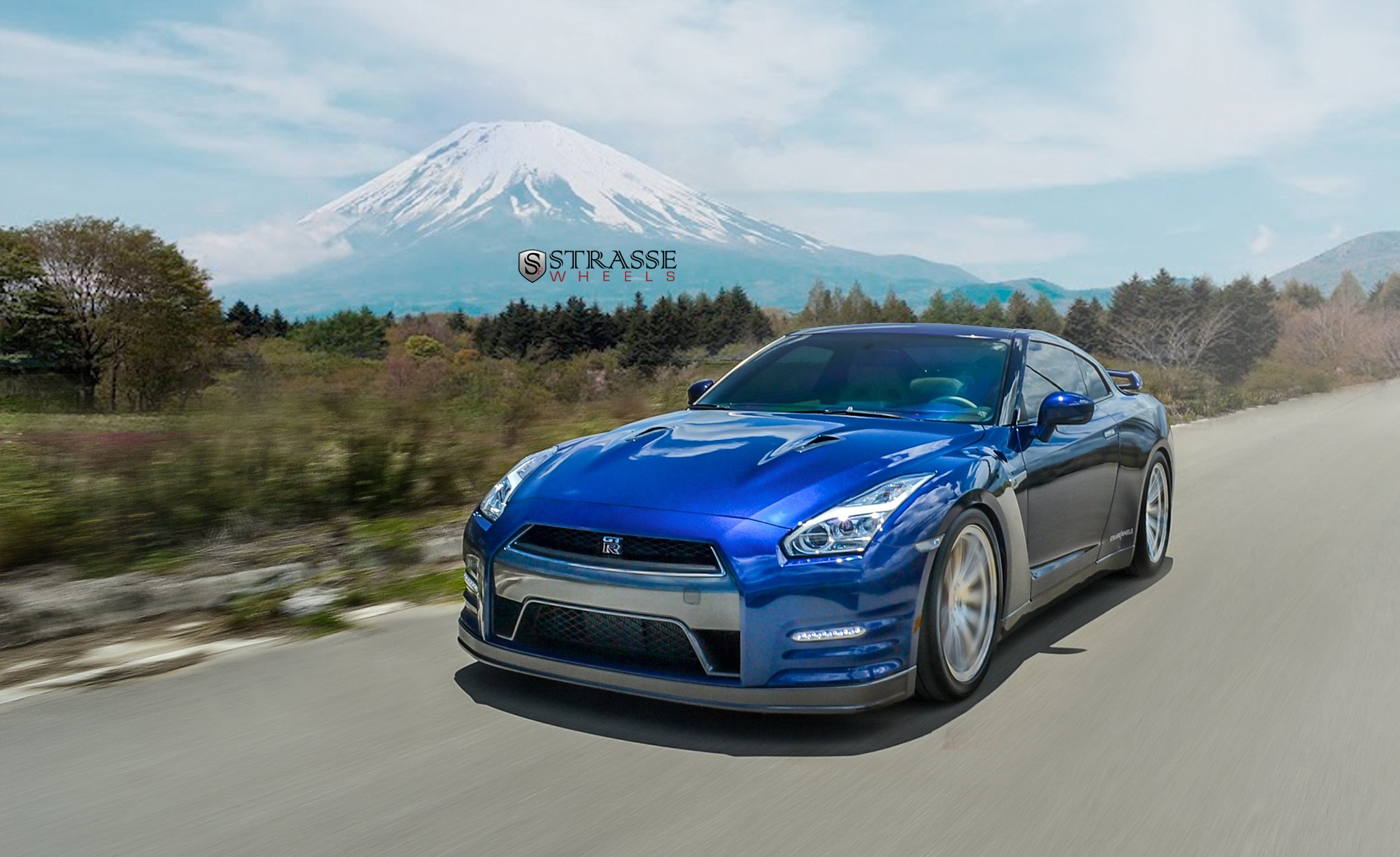 Blue Nissan GT-R with Aftermarket Projector Headlights - Photo by Strasse Forged