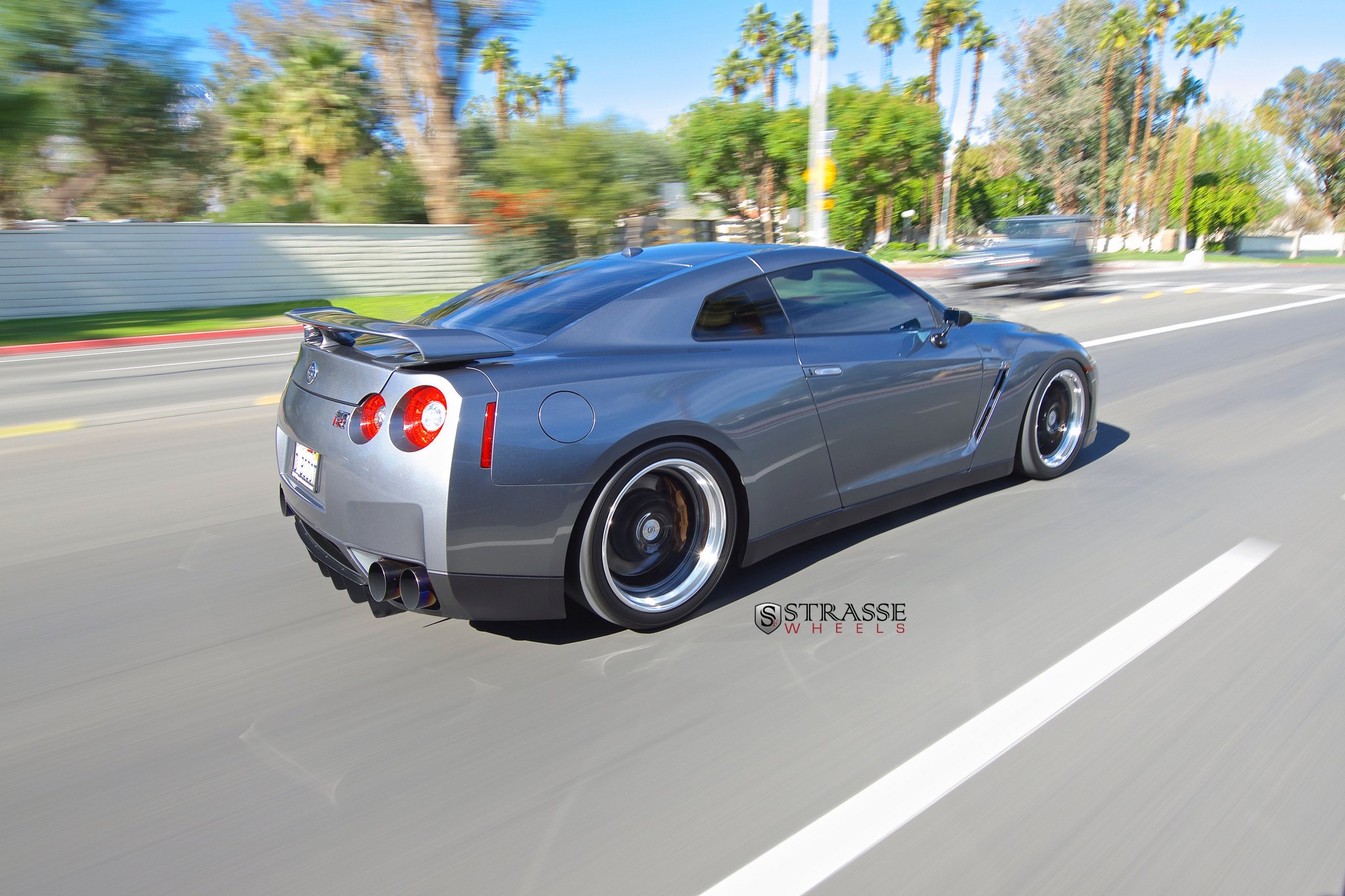 Custom Gray Nissan GT-R Side Vents - Photo by Strasse Forged