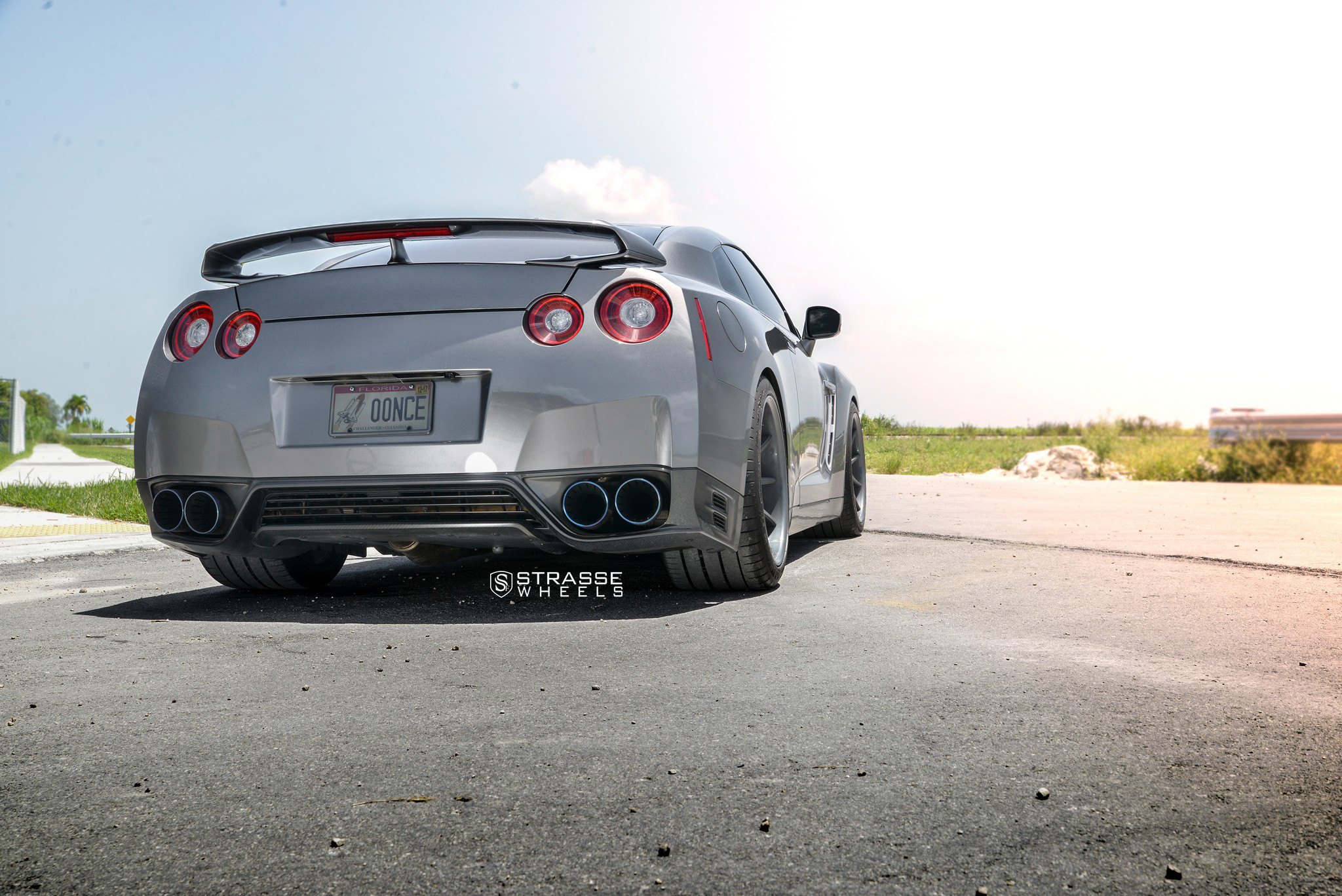 Custom Gray Nissan GT-R Rear Diffuser - Photo by Strasse Forged