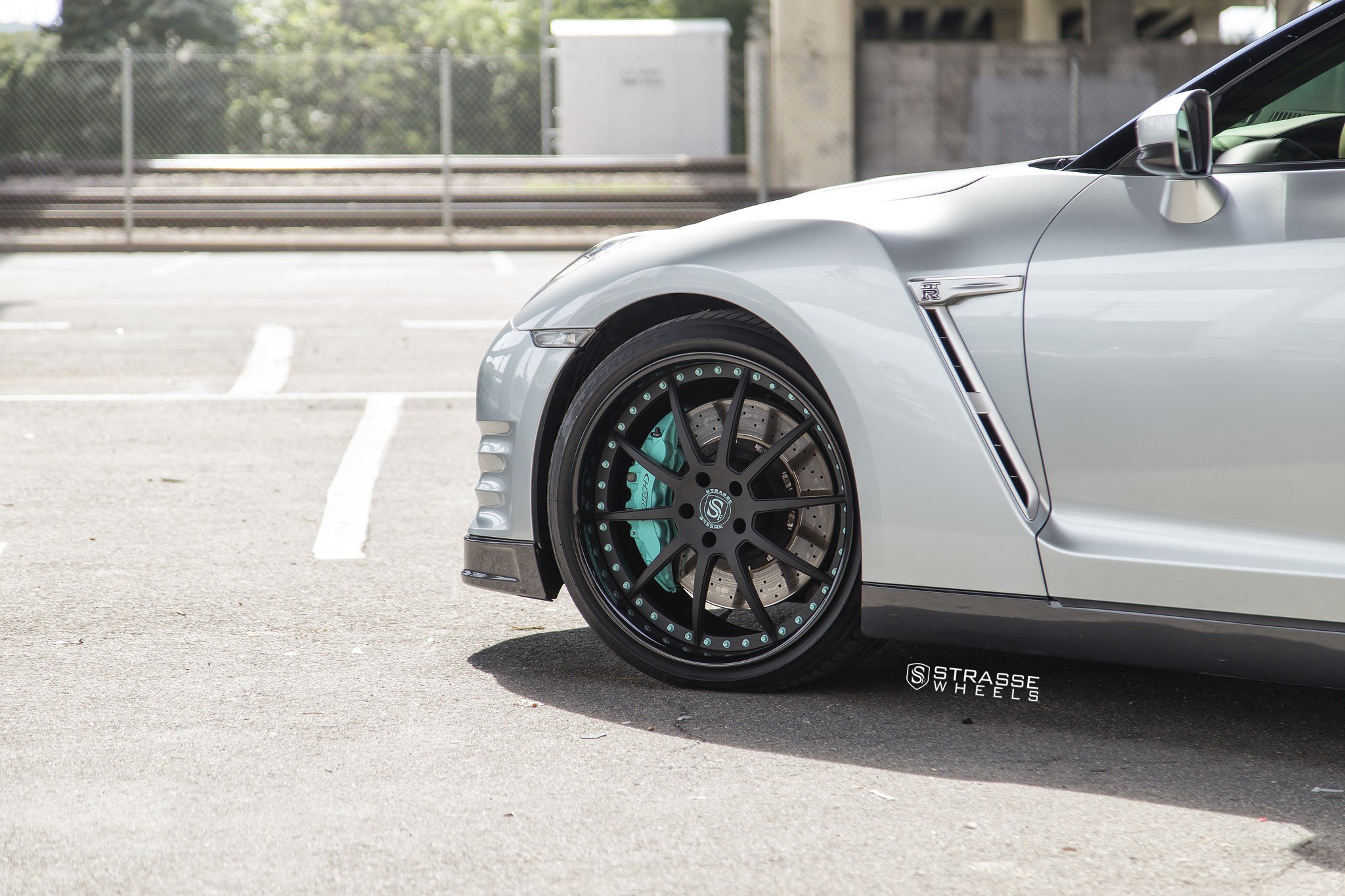 Silver Nissan GT-R with Chrome Side Vents - Photo by Strasse Forged