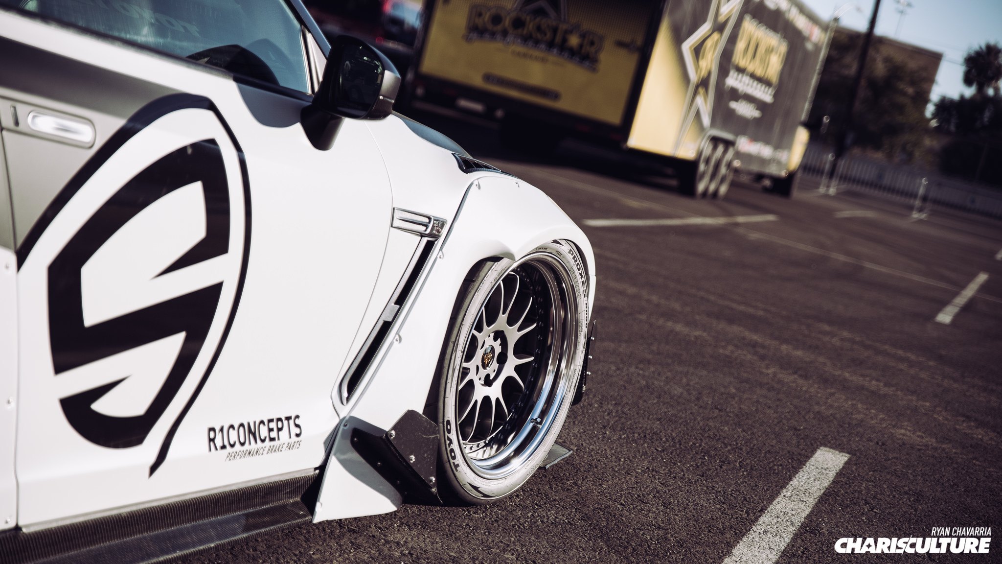 Carbon Fiber Side Skirts on White Nissan GT-R - Photo by The Charis Culture
