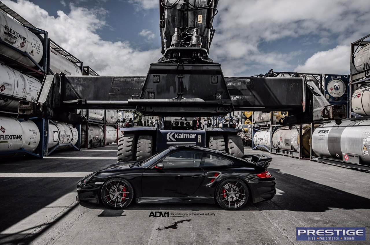 Aftermarket Side Scoops on Black Porsche 911 - Photo by ADV.1