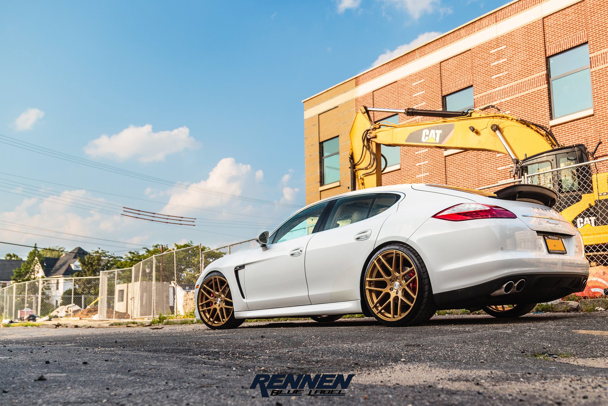 Gold Rennen Wheels on White Porsche Panamera - Photo by Rennen International