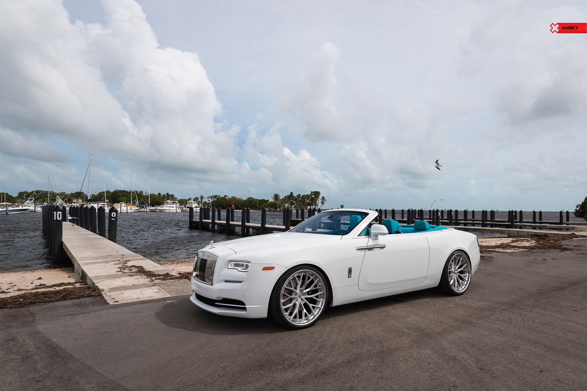 Chrome Grille on White Convertible Rolls Royce Dawn - Photo by ANRKY Wheels