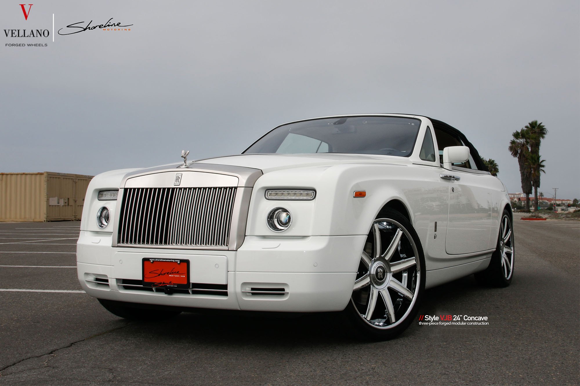 White Rolls Royce Phantom with Chrome Gille - Photo by Vellano
