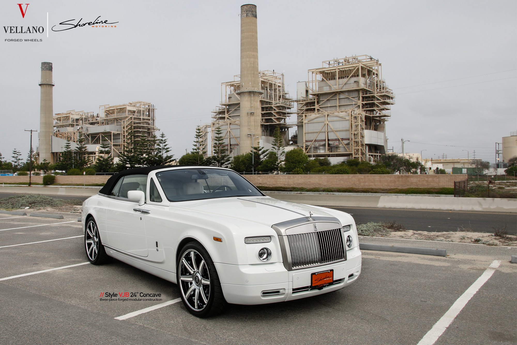 White Rolls Royce Phantom with Aftermarket Front Bumper - Photo by Vellano