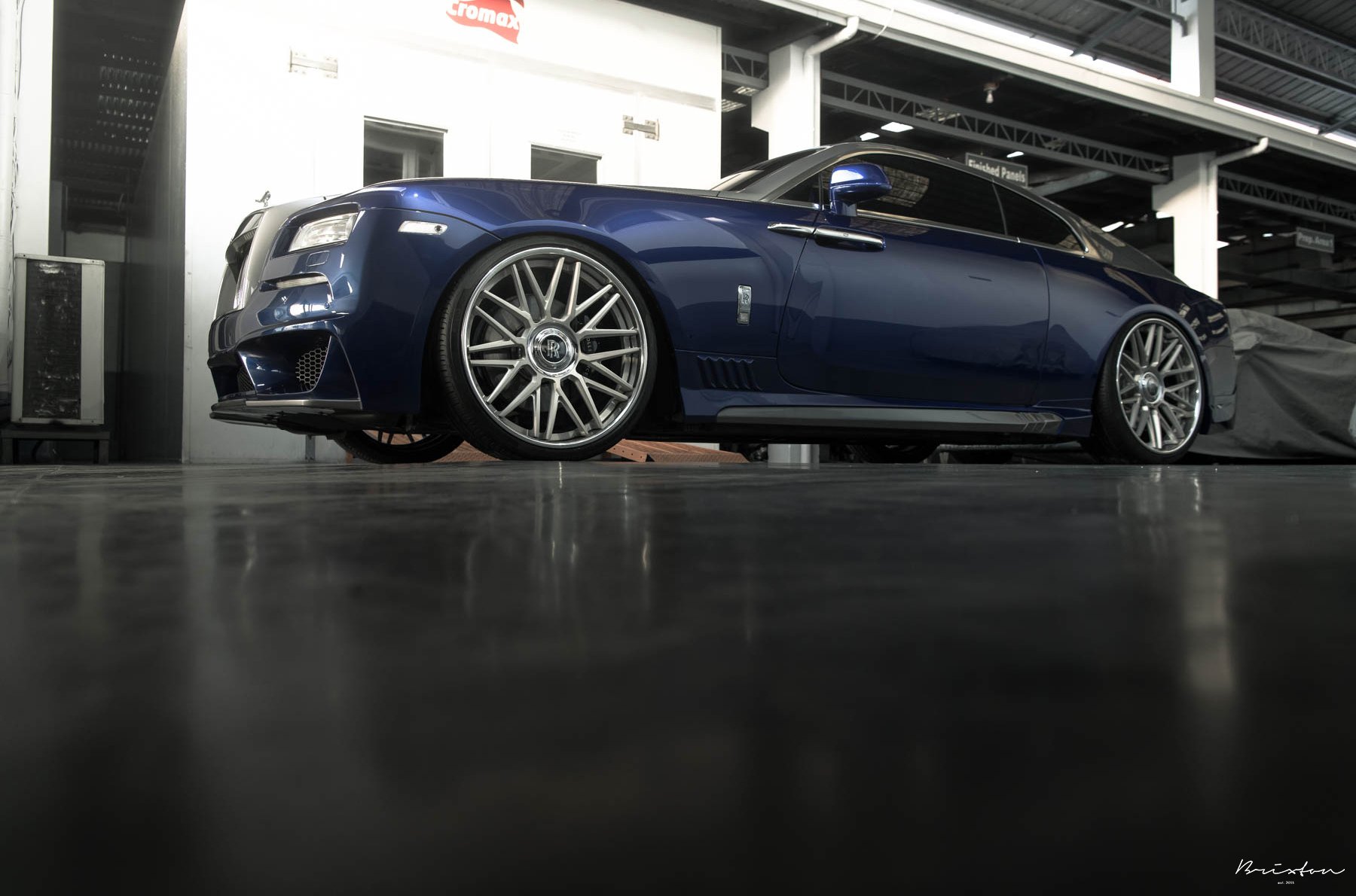 Brixtom Forged Wheels on Blue Rolls Royce Wraith - Photo by Brixton Forged Wheels