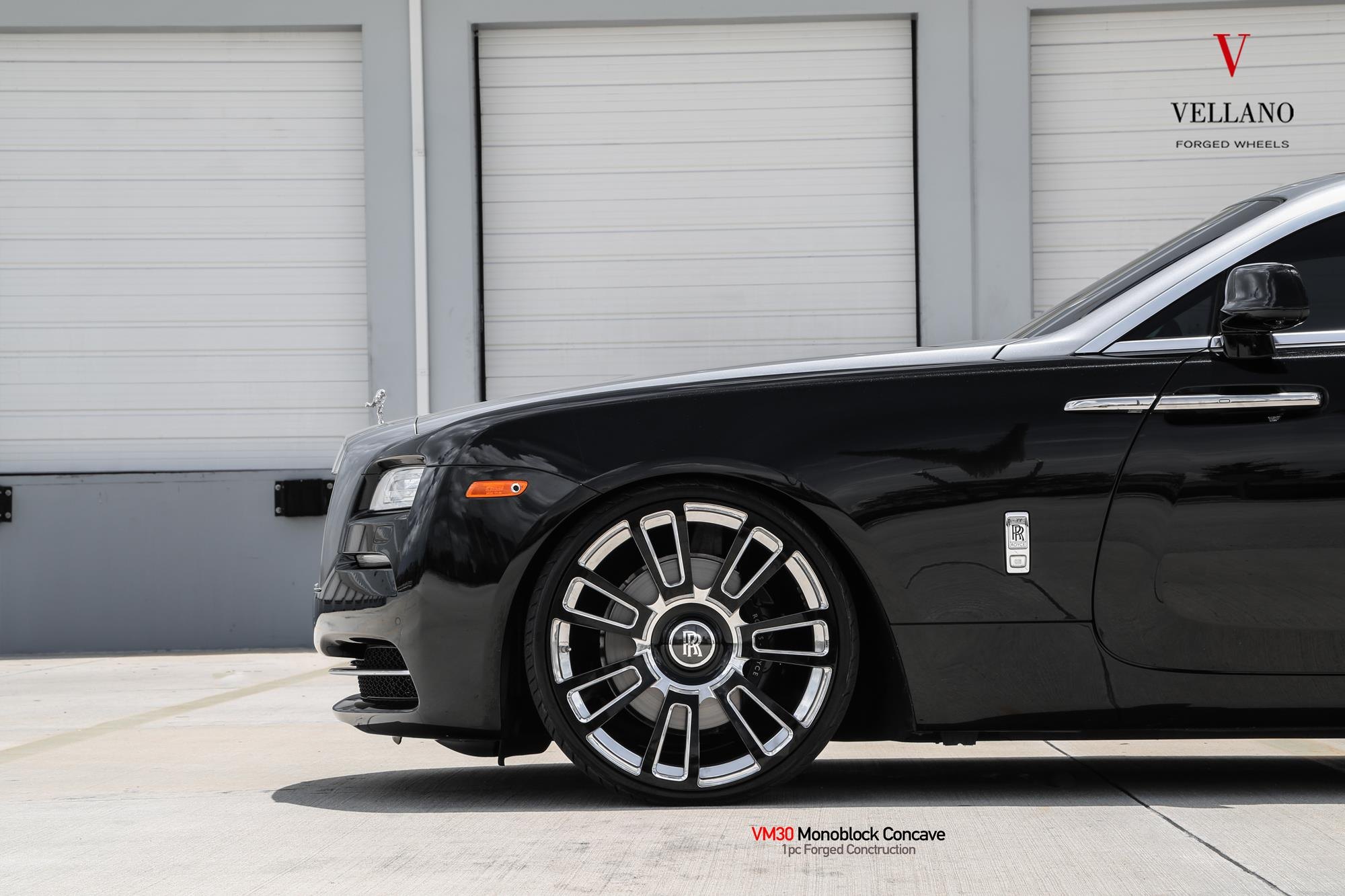 Black Rolls Royce Wraith with VM30 Vellano Rims - Photo by Vellano
