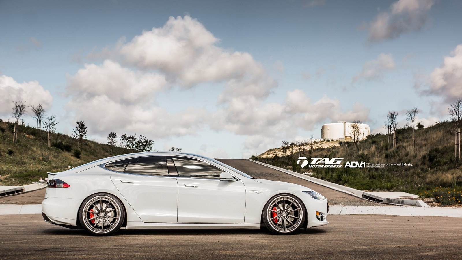 Custom Side Skirts on White Tesla Model S - Photo by ADV.1