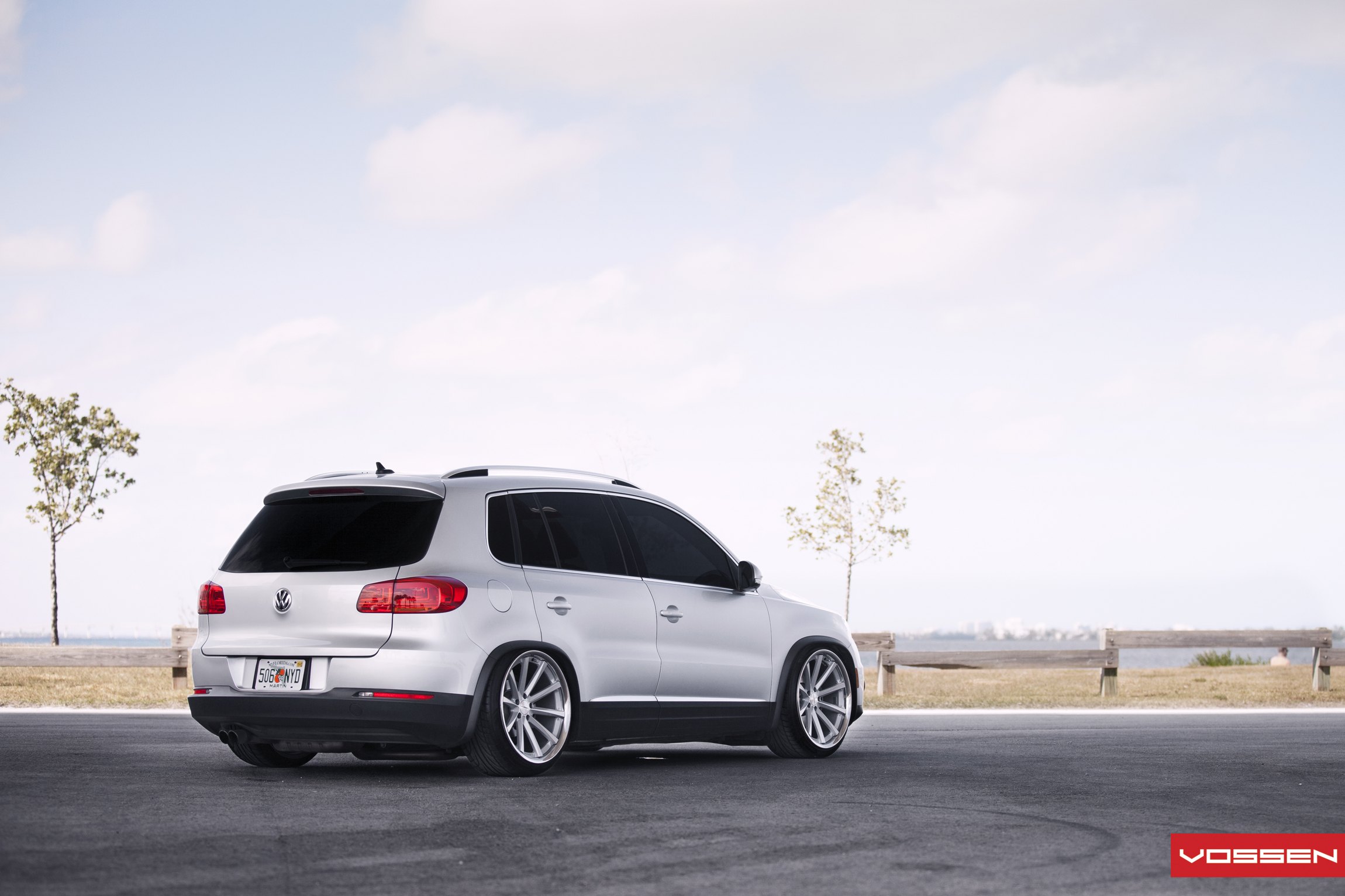 Roofline Spoiler with Light on Silver VW Tiguan - Photo by Vossen